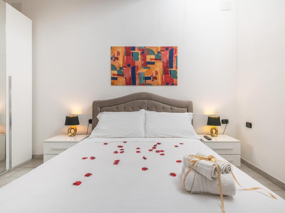 La Mariposa - Bellavita Apartments Асемини Екстериор снимка